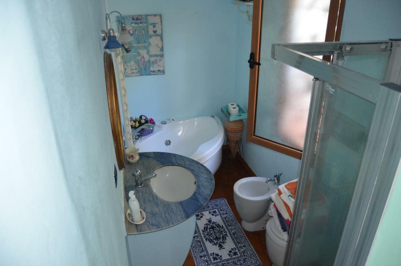 La Pineta Bed & Breakfast Pitelli Екстериор снимка